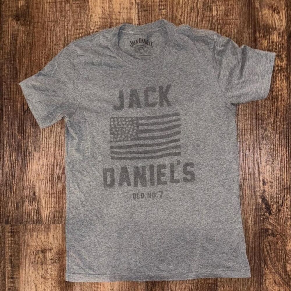 Women's (size medium) Jack Daniel's Grey Graphic T-shirt